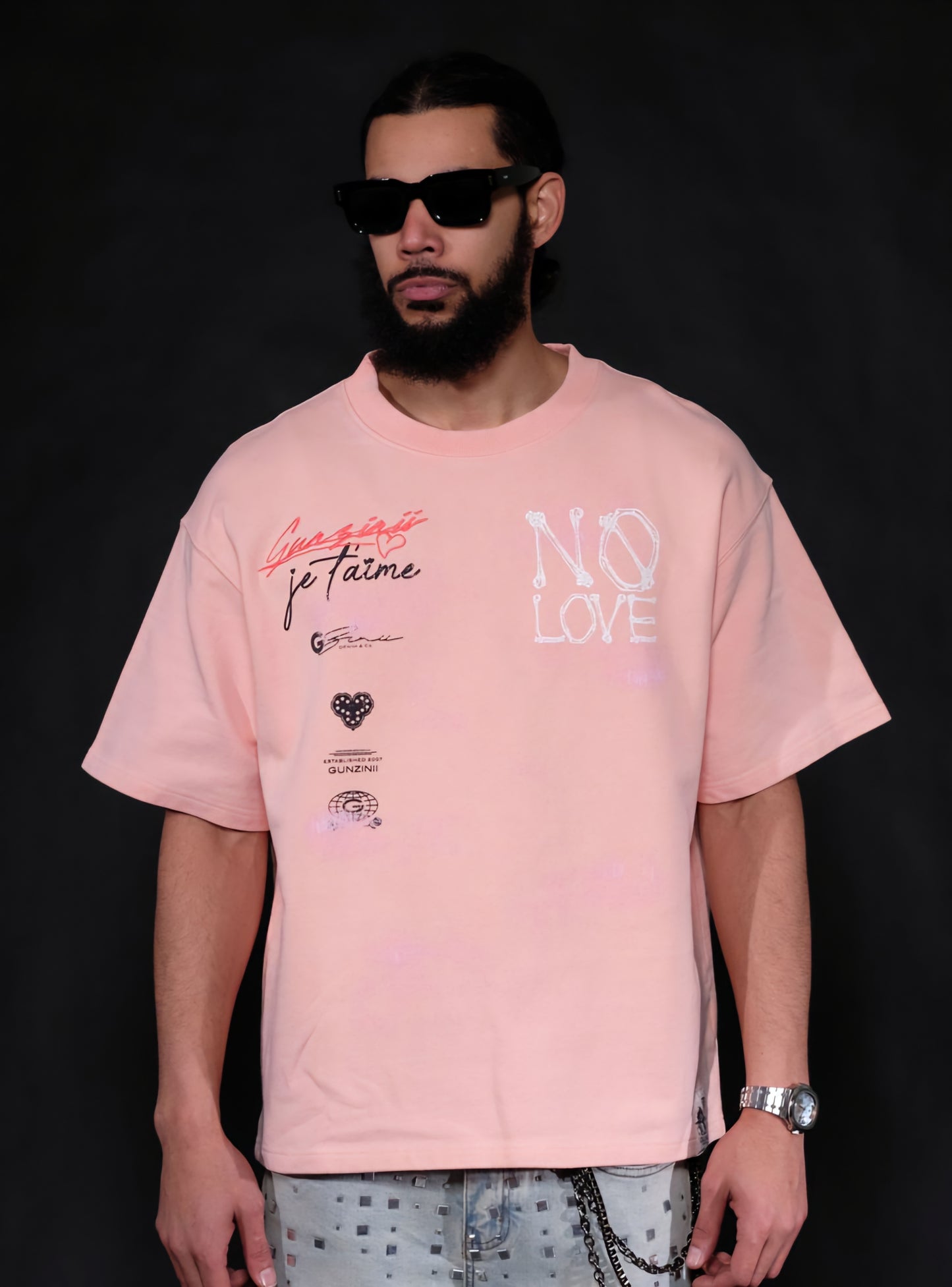 Gunzinii No Love T-shirt