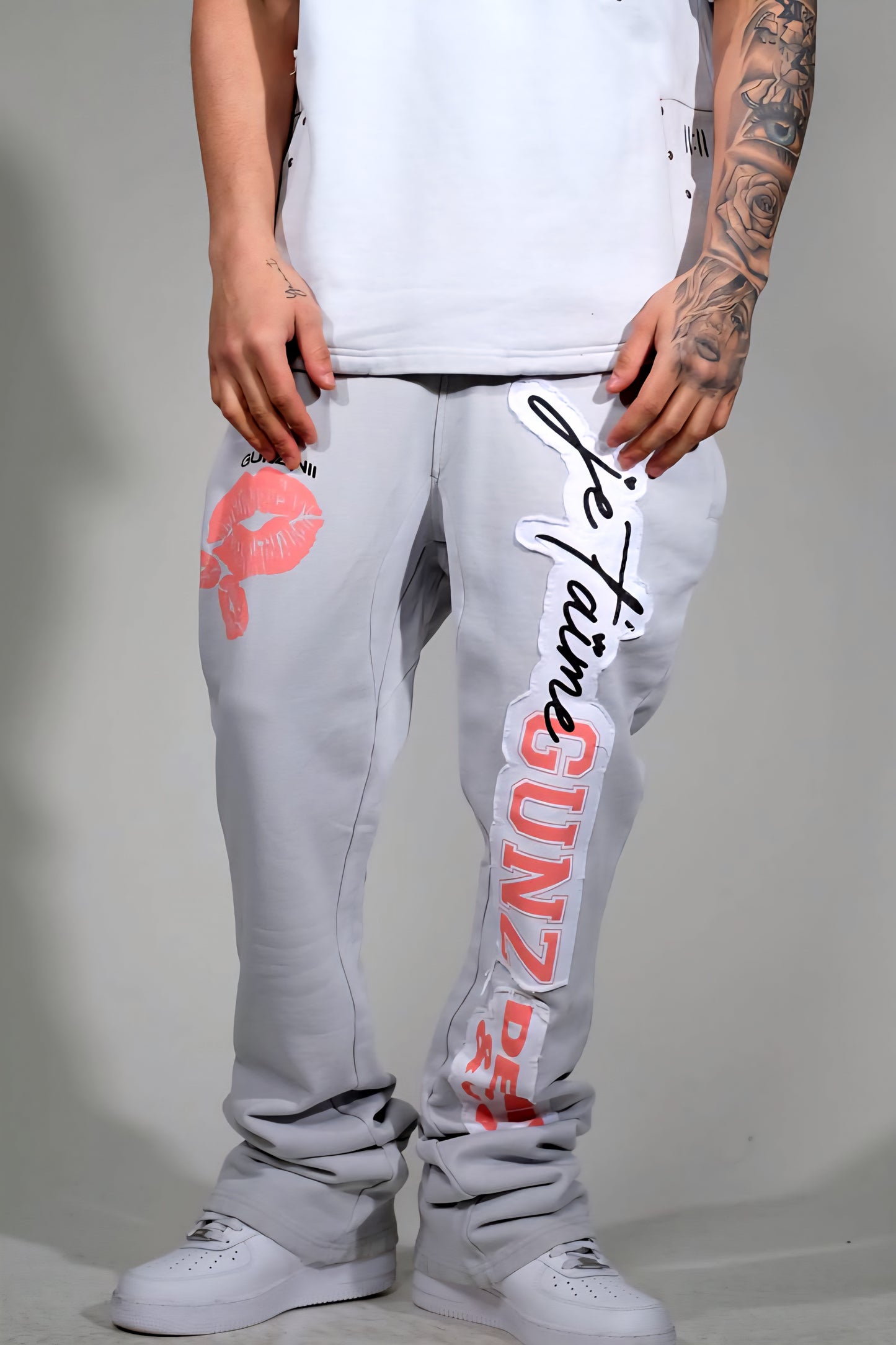 Gunzinii Web Of Love T-shirt & Matching Stacked Sweatpants