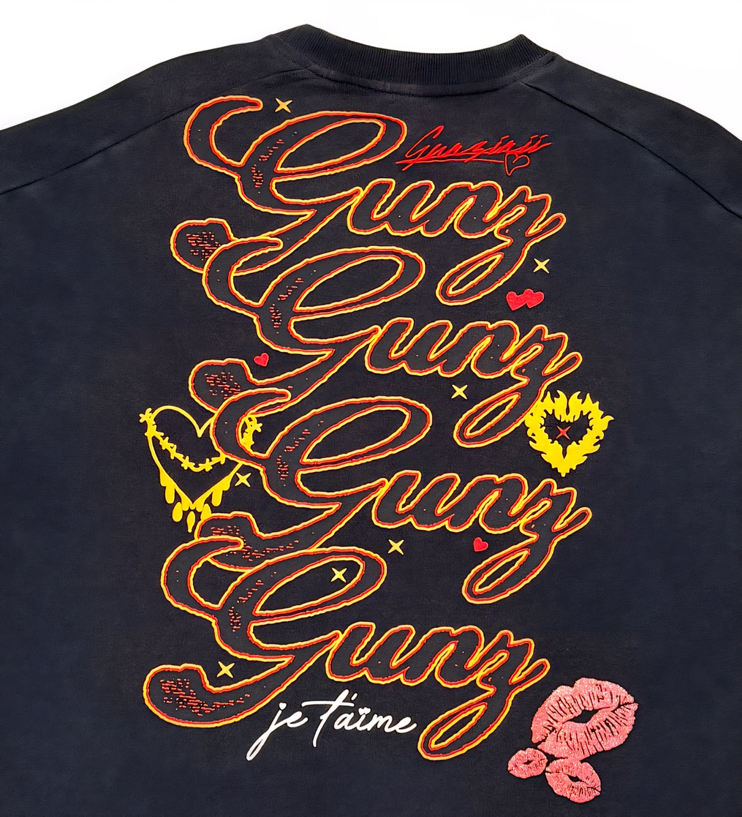 Gunzini Kiss Me Tshirt Cropped T-shirt